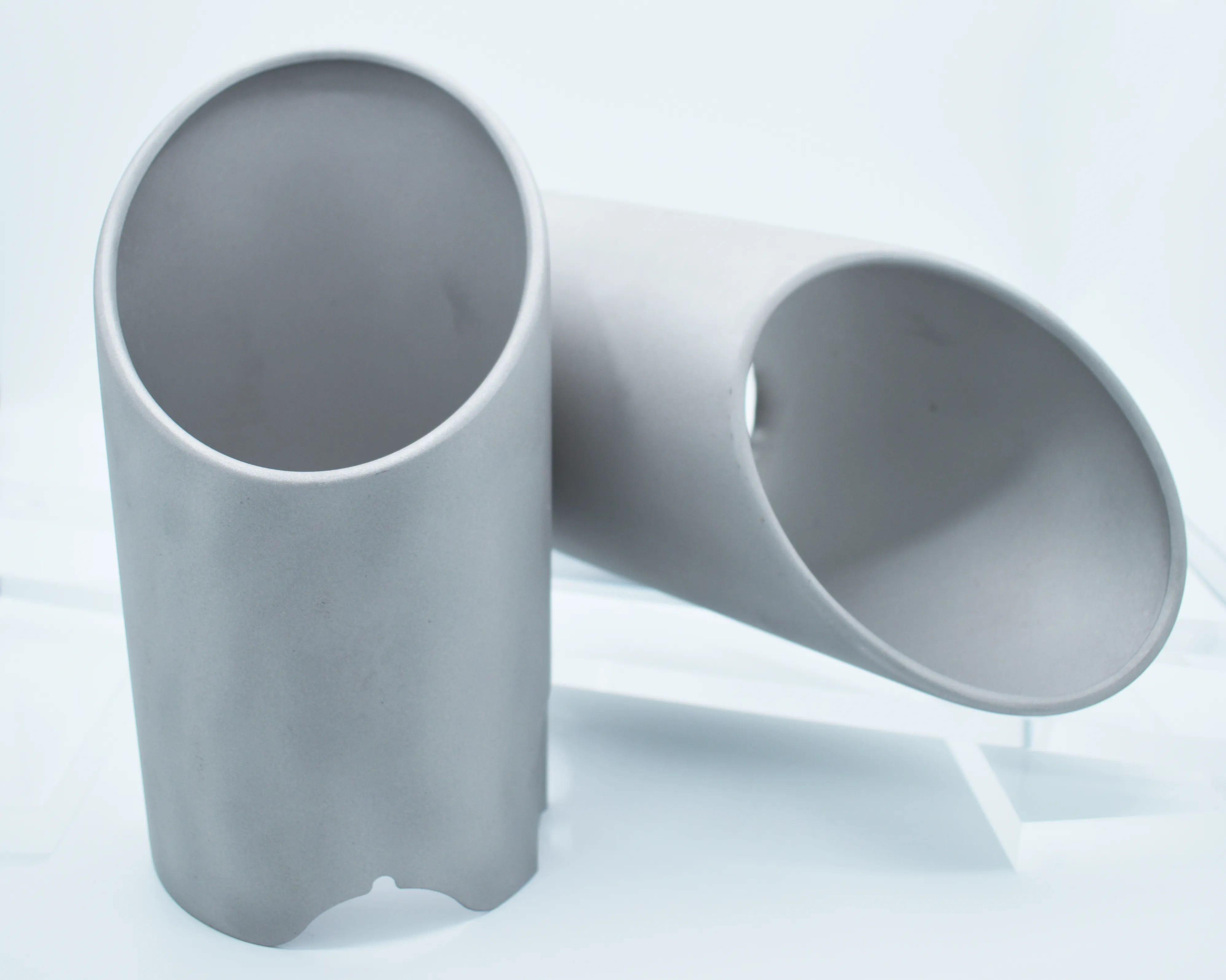 Sandgestrahlte Auspuffblenden Sandgestrahlte Auspuffblenden